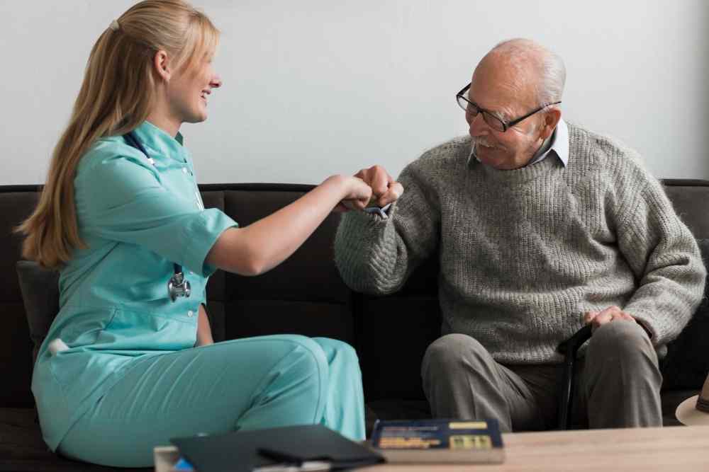 How a convalescent home’s environment encourages positive mental health during post-operative recovery
